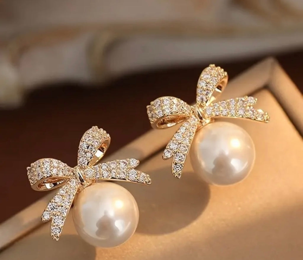 June Letter & Earrings